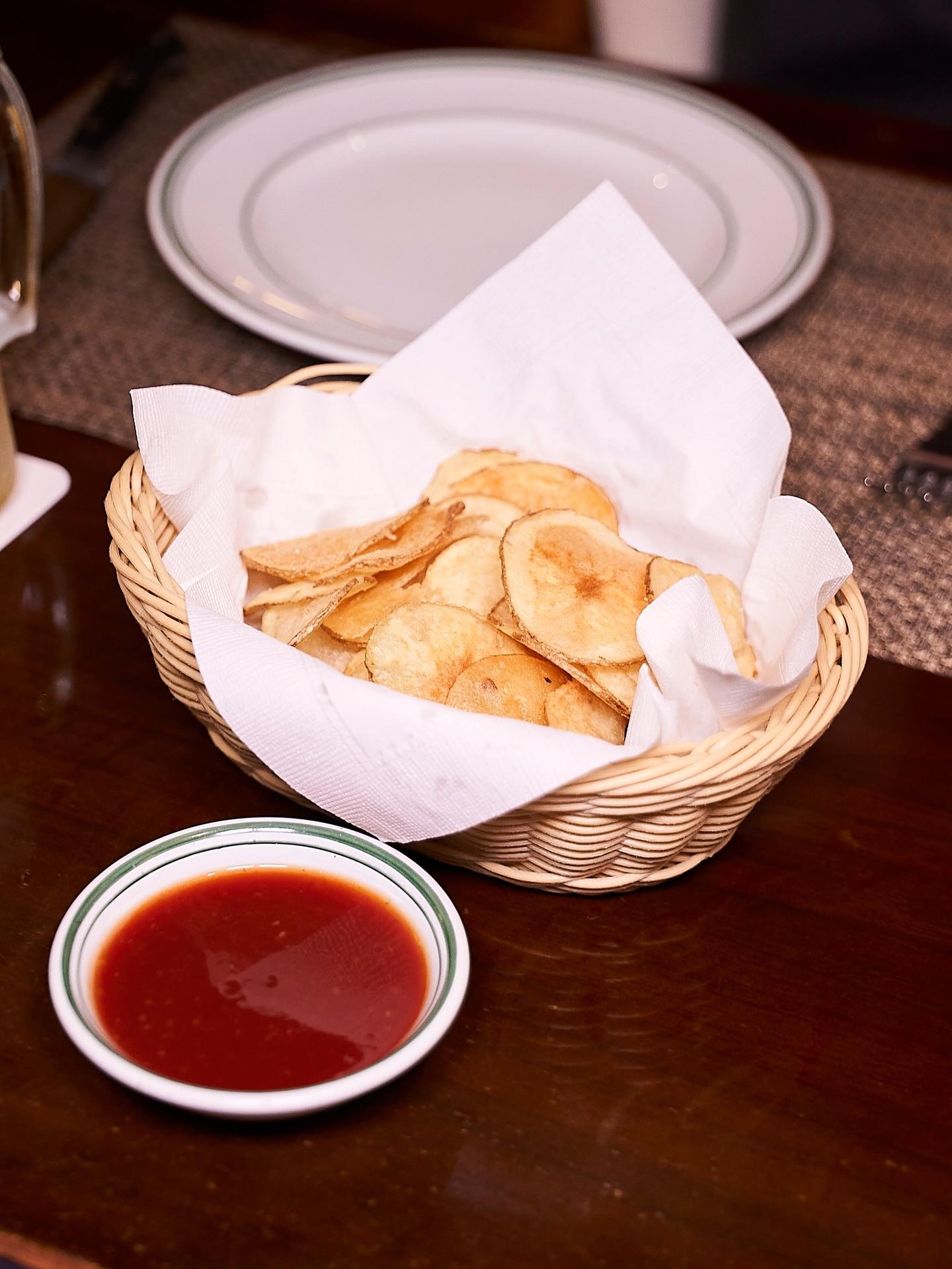 揚げたてだからこそ味わえる、この軽やかな食感。